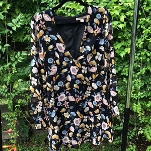 70s style long sleeve floral mini dress